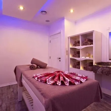 阿尔提诺夫酒店